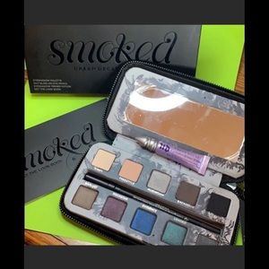 Urban Decay Smoked palette